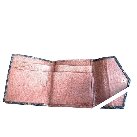 LOUIS VUITTON: Brown, "LV" Logo, Medium Folding Wallet #L1160 - Picture 5 of 11